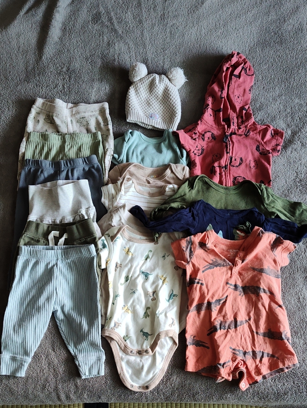 Lot of Baby Clothes 0-3M